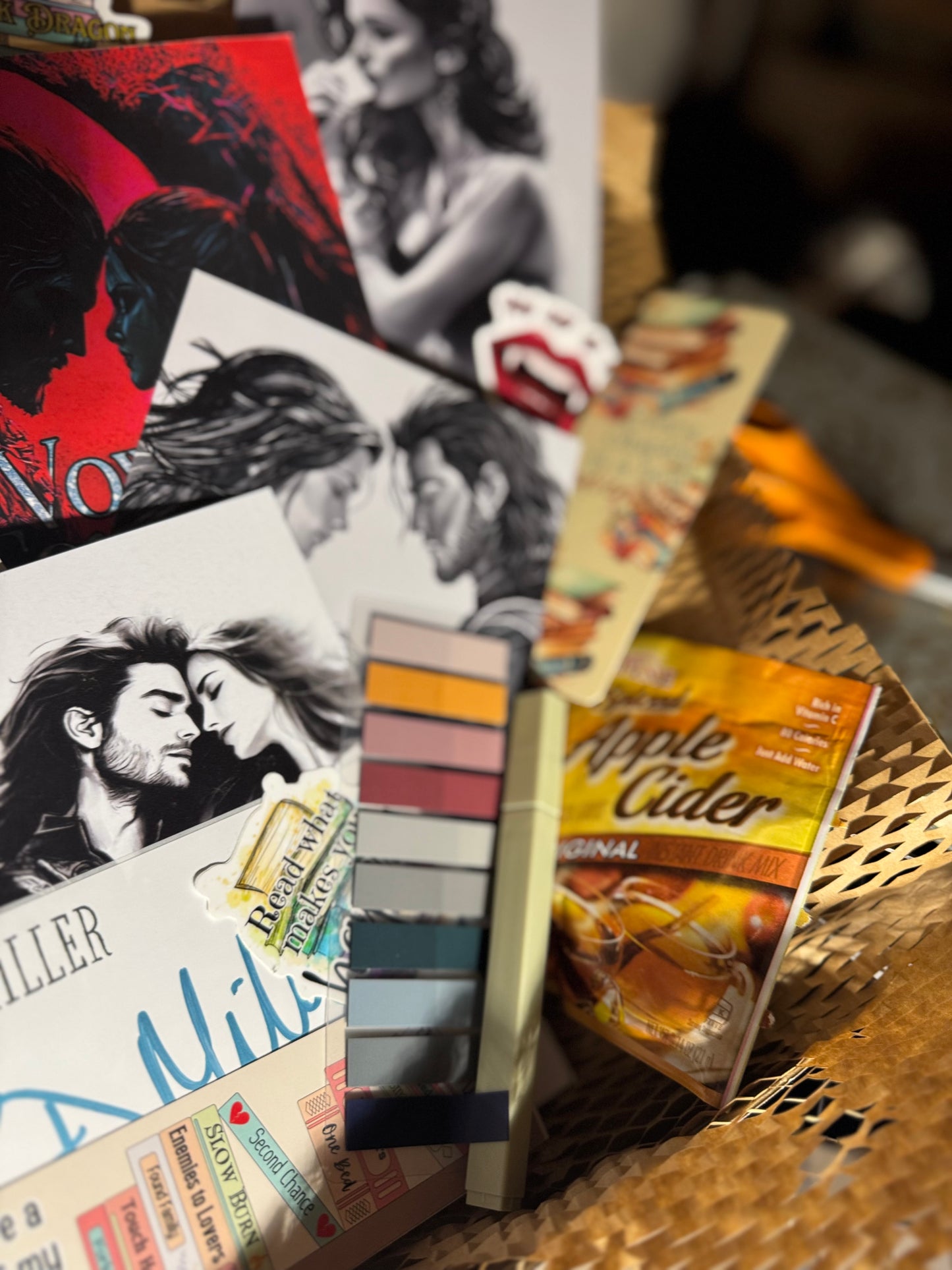 🩸The Midnight Flame Box – A Fantasy & vamp; Vampire Romance Escape