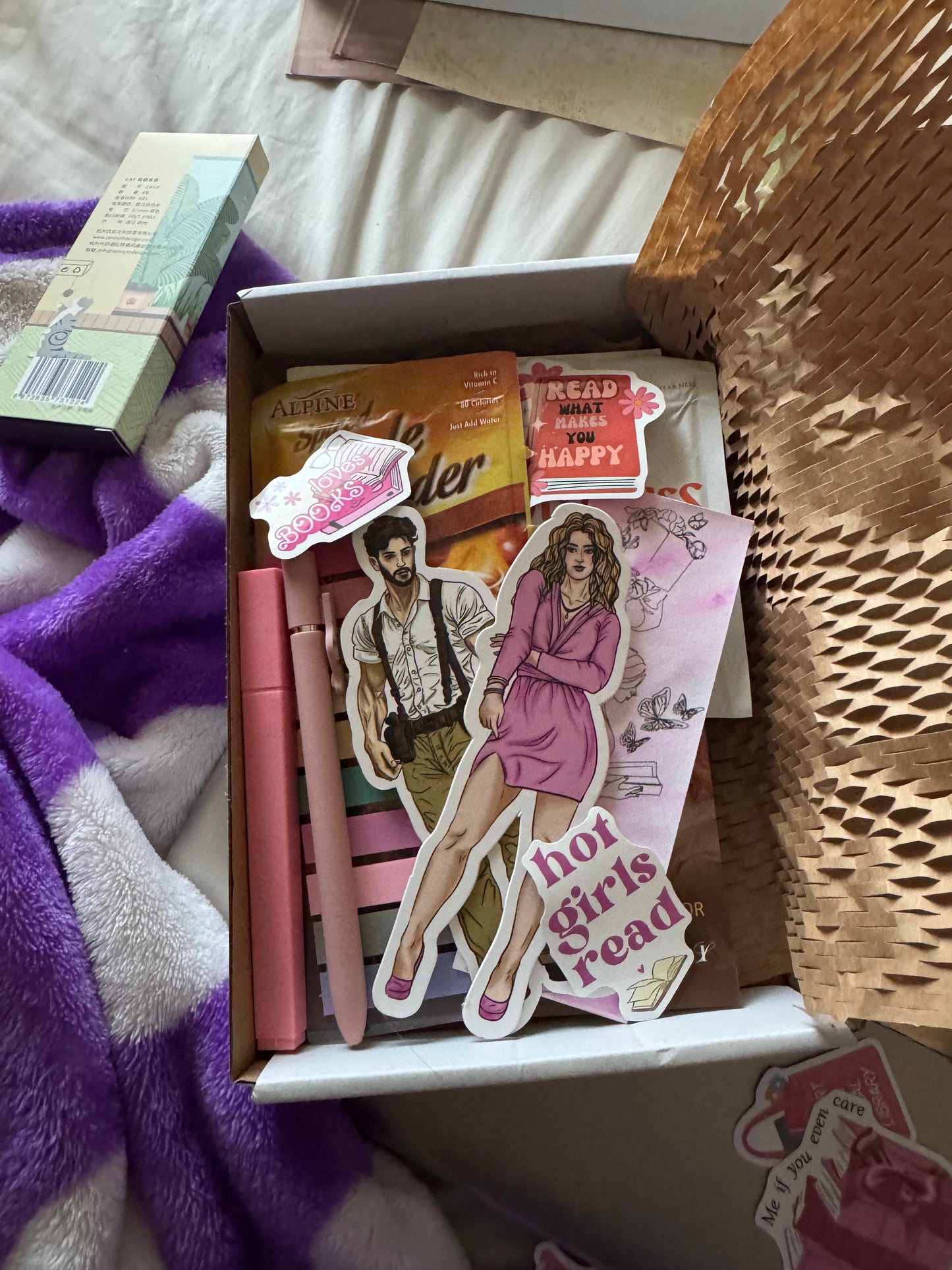 πβ¨ Monthly Themed Book Box Subscription β¨π